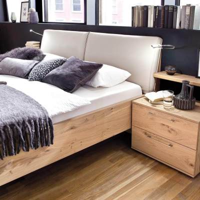Schlafzimmer-Topline. Mehr Infos? Kontaktieren Sie uns +43 7412 523 83